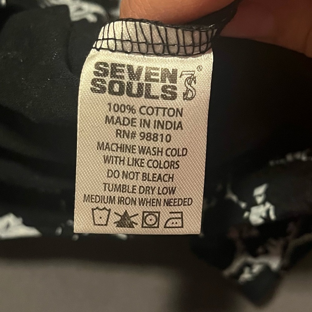 Seven Kids Black and White Graphic T-Shirt - Picture 6 of 6